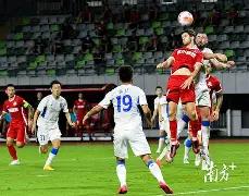 巴萨对阵奥,萨苏纳,视频解析裁,开云体育,开云体育官网,开云体育app,开云体育平台,KAIYUN,SPORTS,kaiyun登录入口